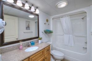 Hårtørrer, håndklæder