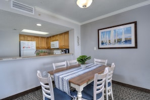 Dining - Ocean Reef Resort 1420 3BR OF Condo in Myrtle Beach (Myrtle Beach)