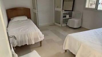 3 bedrooms, WiFi