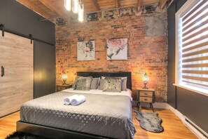 4 Schlafzimmer, Schreibtisch, Bügeleisen/Bügelbrett, Reisekinderbett
