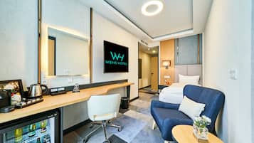 Chambre Simple | Literie hypoallergénique, minibar, coffres-forts dans les chambres