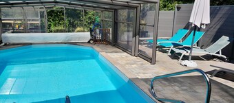 Charming gîte for 6 people with access to a heated and covered swimming pool