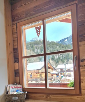 Interior - Apartment with a view of the Wendelstein & direct access to cross-country ski trails & hiking/MTB trails (Bayrischzell)