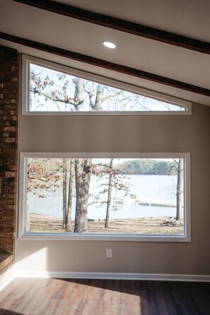 Interior - Peaceful Lakefront Cottage on 2.5 Acres, Newly-renovated, Sleeps 5 Guests, Private Boat Launch, Walcox Point (Cedar Bluff)