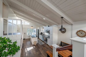 Chambre Quadruple Deluxe | Cuisine privée