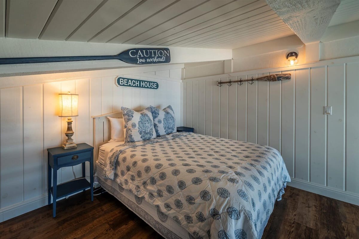 Deluxe Quadruple Room | Free WiFi, bed sheets