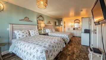 Quadruple Room | Free WiFi, bed sheets