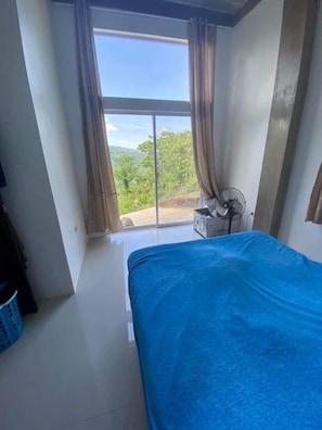Free WiFi, bed sheets - Casa de Pueblo Japanese shrine  (Valencia)