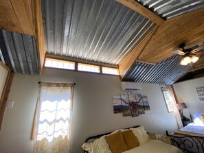 Executive Cabin | Living area
