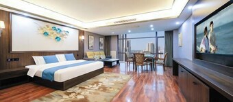 Ruixi International Hotel (Guang'an Railway Station Branch)