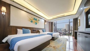 A hotel room with two beds, a city view, a large window, and a modern design. - Ruixi International Hotel (Guang'an Railway Station Branch) (Guang'an)