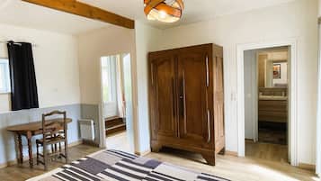 4 chambres, fer et planche Ă repasser, lit parapluie, Wi-Fi gratuit