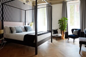 5 bedrooms, travel cot, WiFi, bed sheets - NAMAN HOTELLERIE - MARGUTTA BOUTIQUE HOTEL IN THE CENTER OF ROME (Roma)