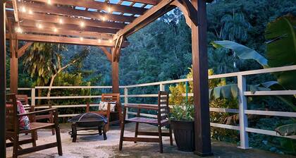 Mountain chalet with hiking trails and natural river pool