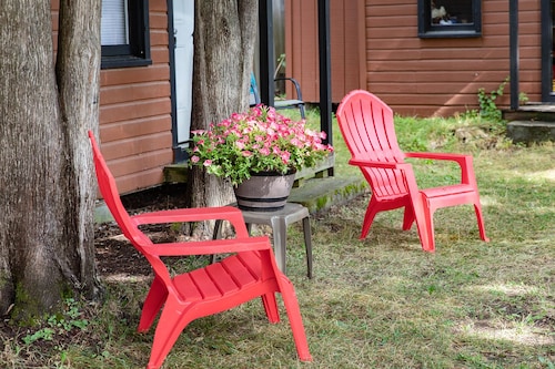 Saratoga Cabins #9 - Just minutes to SPAC, Saratoga Lake & the Track