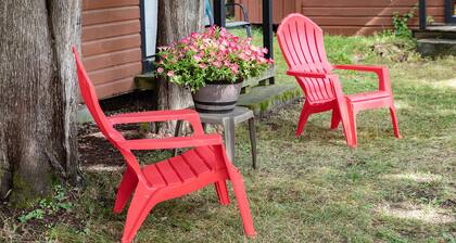 Saratoga Cabins #9 - Just minutes to SPAC, Saratoga Lake & the Track