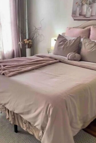 PLG Boho Stay (Flatbush)