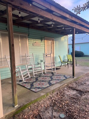Terrace/patio - Family Friendly Villa with pool! (Orange Beach)