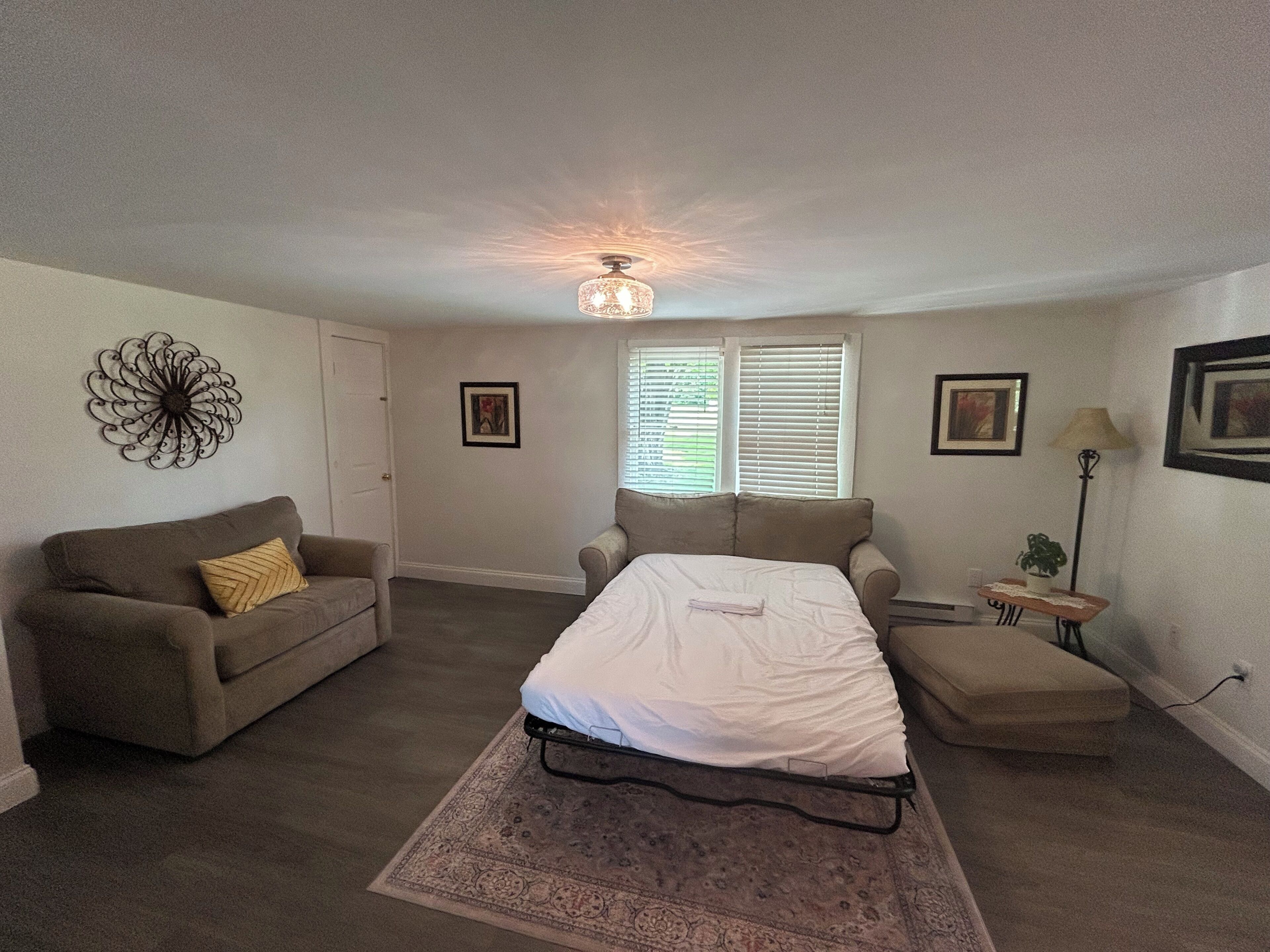 1 dormitorio, tabla de planchar con plancha, wifi gratis y ropa de cama