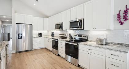 La Cebolla | Oceanfront | Nags Head | Sleeps 22