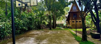 Welcome to your slice of paradise at our stunning lakeside hotel