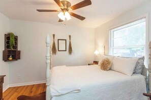 3 chambres, fer et planche Ă repasser, Wi-Fi gratuit, draps fournis