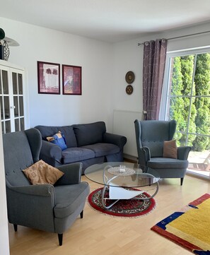 TV, ping pong, books