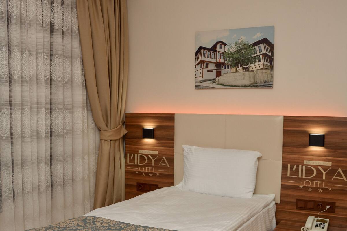 In-room safe, iron/ironing board, free WiFi