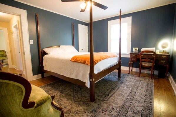 2 bedrooms, desk, iron/ironing board, free WiFi