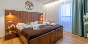 Standard-Doppel- oder -Zweibettzimmer