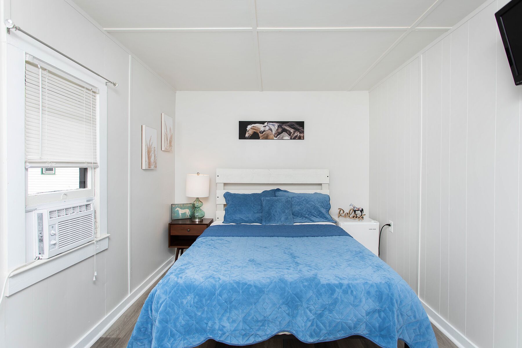 1 sovrum, internet och sängkläder