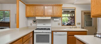 Sequoia Riverhouse at KRS Campground