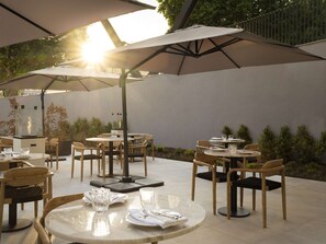 Terrace/patio - Hilton Garden Inn Evora (Évora)