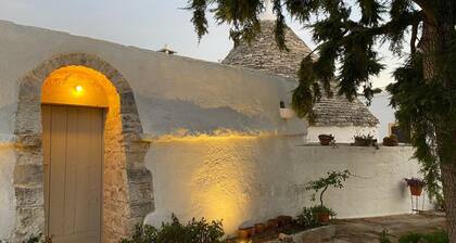 Trulli in historic farmhouse in panoramic position between sea and hills