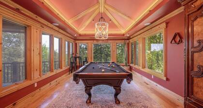 Gorgeous Home- Hot Tub & Pool Table