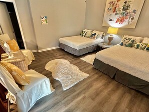 1 dormitorio, tabla de planchar con plancha, wifi gratis y ropa de cama