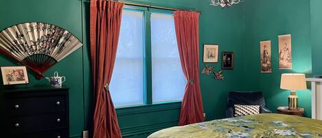 8 camere, Wi-Fi, lenzuola