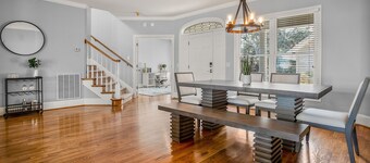 Coastal Getaway - Stunning Water Views!