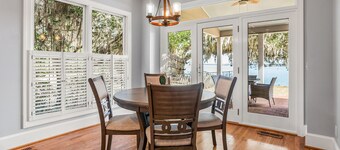 Coastal Getaway - Stunning Water Views!