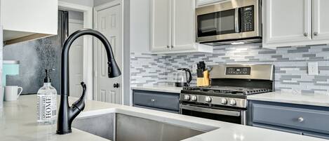 Microwave, oven, stovetop, dishwasher