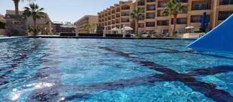 Stunning New 2-bed Apartment Near El Gouna