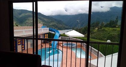 CALIMA LAKE - BEAUTIFUL FARM