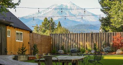 Shasta View Lodge - Cabin 7