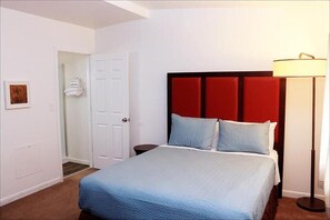 Standard Single Room | Desk, laptop workspace, blackout curtains, free rollaway beds