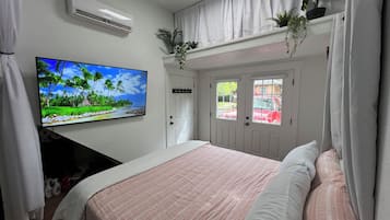 2 Schlafzimmer, BĂŒgeleisen/BĂŒgelbrett, kostenloses WLAN, BettwĂ€sche