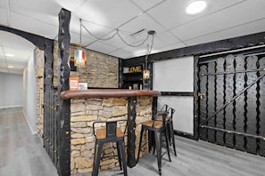 Bar (in der Unterkunft)