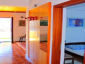 2 bedrooms, WiFi, bed sheets - Seafront Apartment Darinka (Blato)