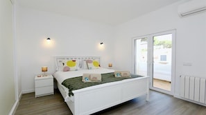 4 chambres, Wi-Fi gratuit, draps fournis