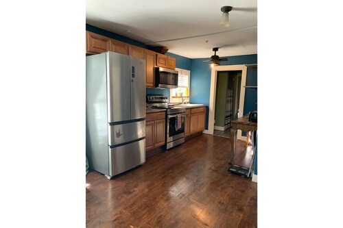 Spacious and Centrally located, Ski Condo