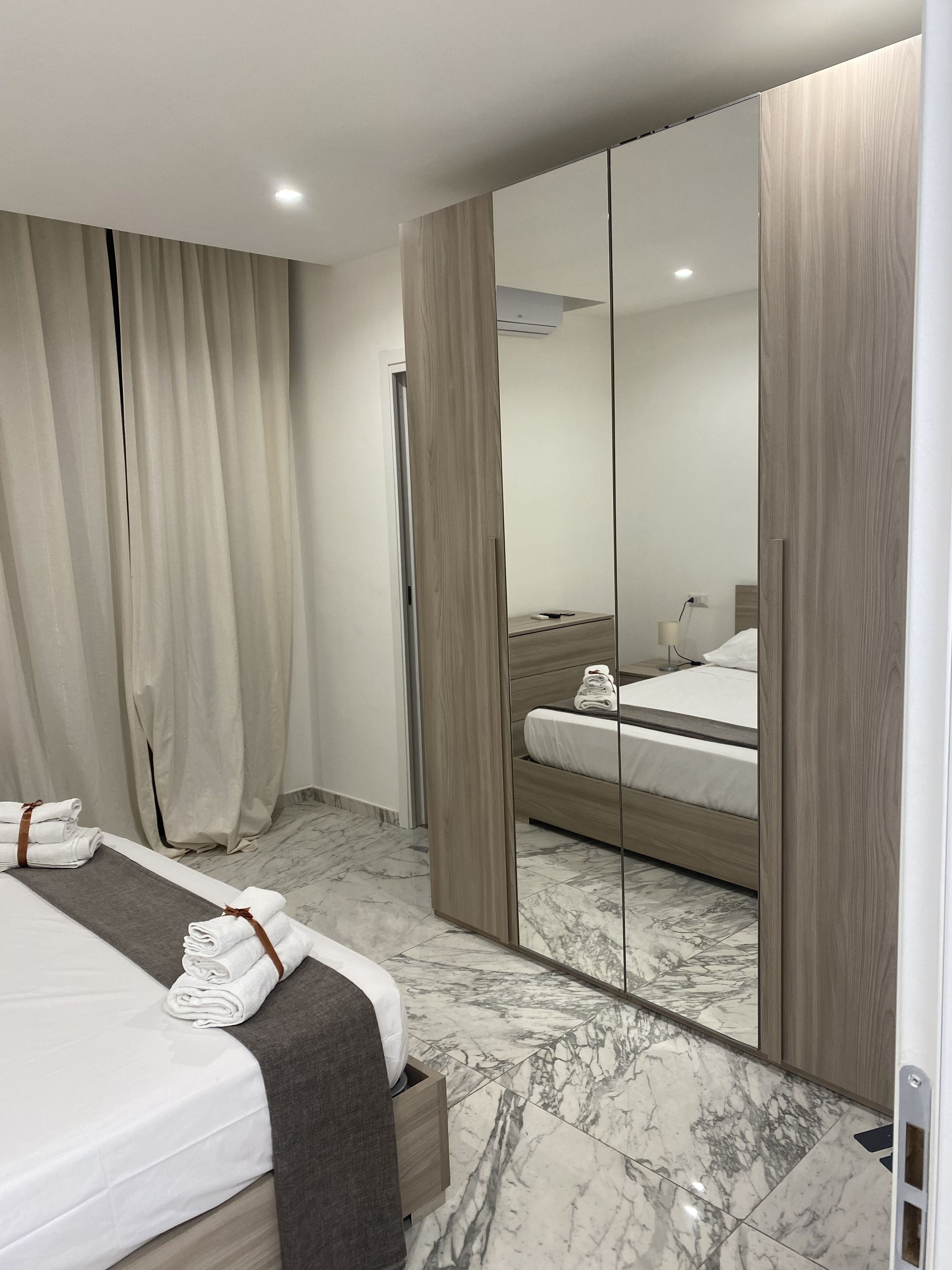 Comfort Double Room | Blackout drapes, iron/ironing board, free WiFi